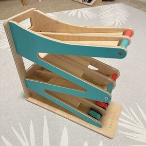 🖤 Lovevery Car Ramp Toy + 2 Cars